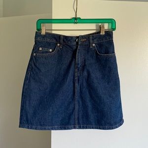 Casual denim skirt (never worn)